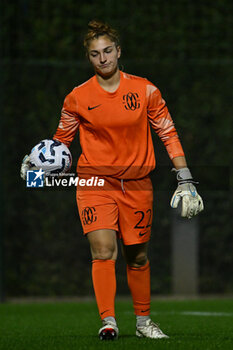 2024-11-02 - Astrid Gilardi of F.C. Como Women in action during the 8th day of the Serie A Femminile eBay Championship between S.S. Lazio and F.C. Como at the Mirko Fersini Stadium on November 2, 2024 in Formello, Italy. - LAZIO WOMEN VS FC COMO WOMEN - ITALIAN SERIE A WOMEN - SOCCER