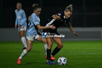 2024-11-02 - Noemi Visentin of S.S. Lazio in action during the 8th day of the Serie A Femminile eBay Championship between S.S. Lazio and F.C. Como at the Mirko Fersini Stadium on November 2, 2024 in Formello, Italy. - LAZIO WOMEN VS FC COMO WOMEN - ITALIAN SERIE A WOMEN - SOCCER