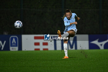 2024-11-02 - Martina Zanoli of S.S. Lazio in action during the 8th day of the Serie A Femminile eBay Championship between S.S. Lazio and F.C. Como at the Mirko Fersini Stadium on November 2, 2024 in Formello, Italy. - LAZIO WOMEN VS FC COMO WOMEN - ITALIAN SERIE A WOMEN - SOCCER