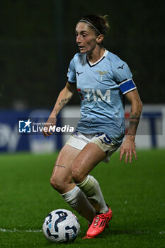 2024-11-02 - Noemi Visentin of S.S. Lazio in action during the 8th day of the Serie A Femminile eBay Championship between S.S. Lazio and F.C. Como at the Mirko Fersini Stadium on November 2, 2024 in Formello, Italy. - LAZIO WOMEN VS FC COMO WOMEN - ITALIAN SERIE A WOMEN - SOCCER