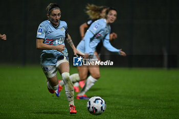 2024-11-02 - Noemi Visentin of S.S. Lazio in action during the 8th day of the Serie A Femminile eBay Championship between S.S. Lazio and F.C. Como at the Mirko Fersini Stadium on November 2, 2024 in Formello, Italy. - LAZIO WOMEN VS FC COMO WOMEN - ITALIAN SERIE A WOMEN - SOCCER