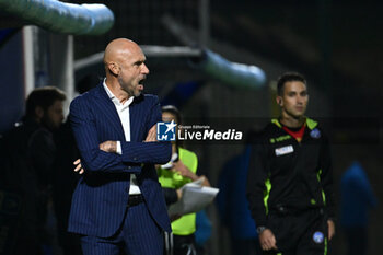 2024-11-02 - Stefano Sottili coach of F.C. Como Women during the 8th day of the Serie A Femminile eBay Championship between S.S. Lazio and F.C. Como at the Mirko Fersini Stadium on November 2, 2024 in Formello, Italy. - LAZIO WOMEN VS FC COMO WOMEN - ITALIAN SERIE A WOMEN - SOCCER