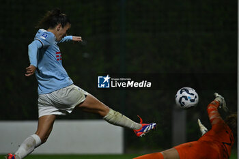 2024-11-02 - Clarisse Le Bihan of S.S. Lazio is scoring the goal of 1-2 during the 8th day of the Serie A Femminile eBay Championship between S.S. Lazio and F.C. Como at the Mirko Fersini Stadium on November 2, 2024 in Formello, Italy. - LAZIO WOMEN VS FC COMO WOMEN - ITALIAN SERIE A WOMEN - SOCCER