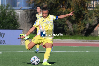 2024-11-03 - Arianna Caruso of Juventus FC in action during the Soccer- Italian Serie A Women between Napoli Femminile vs Juventus FC at Arena Giuseppe Piccolo Stadium - NAPOLI FEMMINILE VS JUVENTUS FC - ITALIAN SERIE A WOMEN - SOCCER