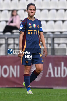 2024-11-09 - Manuela Giugliano of A.S. Roma Femminile during the 9th day of the Serie A Femminile eBay Championship between A.S. Roma and A.C.F. Fiorentina Femminile at the Tre Fontane Stadium on November 9, 2024 in Rome, Italy. - AS ROMA VS ACF FIORENTINA - ITALIAN SERIE A WOMEN - SOCCER