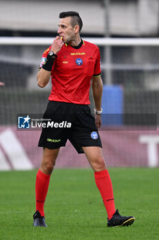 2024-11-09 - Referee Aleksandar Djurdjevic during the 9th day of the Serie A Femminile eBay Championship between A.S. Roma and A.C.F. Fiorentina Femminile at the Tre Fontane Stadium on November 9, 2024 in Rome, Italy. - AS ROMA VS ACF FIORENTINA - ITALIAN SERIE A WOMEN - SOCCER