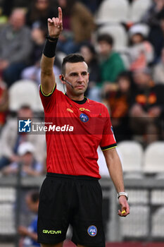 2024-11-09 - Referee Aleksandar Djurdjevic during the 9th day of the Serie A Femminile eBay Championship between A.S. Roma and A.C.F. Fiorentina Femminile at the Tre Fontane Stadium on November 9, 2024 in Rome, Italy. - AS ROMA VS ACF FIORENTINA - ITALIAN SERIE A WOMEN - SOCCER