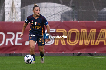 2024-11-09 - Giada Greggi of A.S. Roma Femminile in action during the 9th day of the Serie A Femminile eBay Championship between A.S. Roma and A.C.F. Fiorentina Femminile at the Tre Fontane Stadium on November 9, 2024 in Rome, Italy. - AS ROMA VS ACF FIORENTINA - ITALIAN SERIE A WOMEN - SOCCER