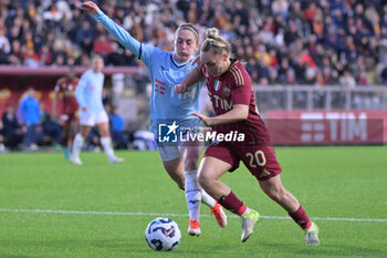 2024-11-17 - AS Roma's Giada Greggi  Lazio’s Women Noemi Visentin  during the Italian Football Championship League A Women 2024/2025 match between AS Roma vs SS Lazio at the Tre Fontane stadium on 17 November 2024. - AS ROMA VS LAZIO WOMEN - ITALIAN SERIE A WOMEN - SOCCER