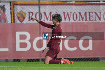 2024-11-17 - AS Roma's Valentina Giacinti  celebrates after scoring the goal 2-0 during the Italian Football Championship League A Women 2024/2025 match between AS Roma vs SS Lazio at the Tre Fontane stadium on 17 November 2024. - AS ROMA VS LAZIO WOMEN - ITALIAN SERIE A WOMEN - SOCCER