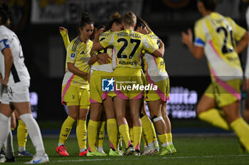 2024-11-24 - Team of Juventus Fc Women during the Serie A match football between Como Calcio Women and Juventus FC Women on 24 of November 2024 at Ferruccio Trabattoni stadium in Seregno, Italy - FC COMO WOMEN VS JUVENTUS FC - ITALIAN SERIE A WOMEN - SOCCER