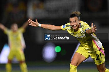 2024-11-24 - Caruso Arianna of Juventus Fc Women celebrating after a goal during the Serie A match football between Como Calcio Women and Juventus FC Women on 24 of November 2024 at Ferruccio Trabattoni stadium in Seregno, Italy - FC COMO WOMEN VS JUVENTUS FC - ITALIAN SERIE A WOMEN - SOCCER