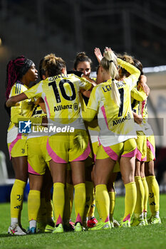 2024-11-24 - Team of Juventus Fc Women celebrating after a goal during the Serie A match football between Como Calcio Women and Juventus FC Women on 24 of November 2024 at Ferruccio Trabattoni stadium in Seregno, Italy - FC COMO WOMEN VS JUVENTUS FC - ITALIAN SERIE A WOMEN - SOCCER