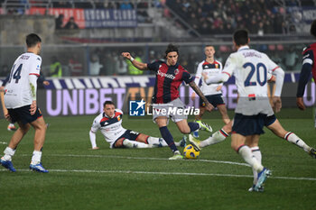 2024-01-05 - Riccardo Calafiori (Bologna Fc) shooting on goal - BOLOGNA FC VS GENOA CFC - ITALIAN SERIE A - SOCCER