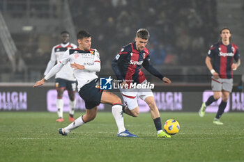 2024-01-05 - Alexis Saelemaekers (Bologna Fc) in action - BOLOGNA FC VS GENOA CFC - ITALIAN SERIE A - SOCCER