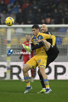 2024-01-06 - Matias Soule' of Frosinone Calcio and Luca Caldirola of A.C. Monza during the 19th day of the Serie A Championship between Frosinone Calcio vs A.C. Monza, 6 January 2024 at the Benito Stirpe Stadium, Frosinone, Italy. - FROSINONE CALCIO VS AC MONZA - ITALIAN SERIE A - SOCCER