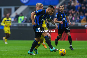 2024-01-06 - Lautaro Martinez of FC Internazionale scores a goal during Serie A 2023/24 football match between FC Internazionale and Hellas Verona at Giuseppe Meazza Stadium, Milan, Italy on January 06, 2024 - INTER - FC INTERNAZIONALE VS HELLAS VERONA FC - ITALIAN SERIE A - SOCCER