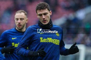 2024-01-06 - Benjamin Pavard of FC Internazionale seen during Serie A 2023/24 football match between FC Internazionale and Hellas Verona at Giuseppe Meazza Stadium, Milan, Italy on January 06, 2024 - INTER - FC INTERNAZIONALE VS HELLAS VERONA FC - ITALIAN SERIE A - SOCCER