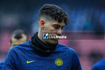 2024-01-06 - Alessandro Bastoni of FC Internazionale seen during Serie A 2023/24 football match between FC Internazionale and Hellas Verona at Giuseppe Meazza Stadium, Milan, Italy on January 06, 2024 - INTER - FC INTERNAZIONALE VS HELLAS VERONA FC - ITALIAN SERIE A - SOCCER