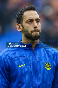 2024-01-06 - Hakan Calhanoglu of FC Internazionale seen during Serie A 2023/24 football match between FC Internazionale and Hellas Verona at Giuseppe Meazza Stadium, Milan, Italy on January 06, 2024 - INTER - FC INTERNAZIONALE VS HELLAS VERONA FC - ITALIAN SERIE A - SOCCER
