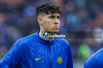 2024-01-06 - Alessandro Bastoni of FC Internazionale seen during Serie A 2023/24 football match between FC Internazionale and Hellas Verona at Giuseppe Meazza Stadium, Milan, Italy on January 06, 2024 - INTER - FC INTERNAZIONALE VS HELLAS VERONA FC - ITALIAN SERIE A - SOCCER