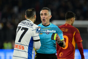 2024-01-07 - Gianluca Aureliano referee during the Italian Football Championship League A 2023/2024 match between AS Roma vs Atalanta BC at the Olimpic Stadium in Rome on 07 January  2024. - AS ROMA VS ATALANTA BC - ITALIAN SERIE A - SOCCER