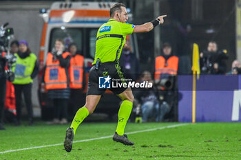 2024-01-14 - Referee Luca Pairetto decides penalty for Fiorentina - ACF FIORENTINA VS UDINESE CALCIO - ITALIAN SERIE A - SOCCER