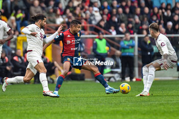 2024-01-13 - Ricardo Rodriguez of Torino contrast Junior Messias of Genoa during Italian Serie A TIM between Genoa CFC vs Torino FC on 13 January 2024 at the Stadio Luigi Ferraris, Genova - GENOA CFC VS TORINO FC - ITALIAN SERIE A - SOCCER
