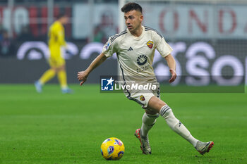 2024-01-14 - Stephan El Shaarawy of AS Roma seen in action during Serie A 2023/24 football match between AC Milan and AS Roma at San Siro Stadium, Milan, Italy on January 14, 2024 - AC MILAN VS AS ROMA - ITALIAN SERIE A - SOCCER