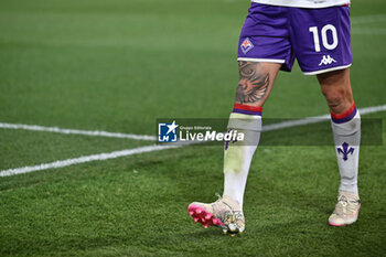 2024-02-14 - Tattoos details of ACF Fiorentina's forward Nicolas Gonzalez - BOLOGNA FC VS ACF FIORENTINA - ITALIAN SERIE A - SOCCER