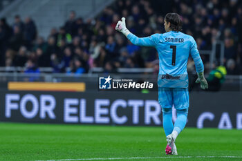 2024-02-28 - Yann Sommer of FC Internazionale gestures during Serie A 2023/24 football match between FC Internazionale and Atalanta BC at Giuseppe Meazza Stadium, Milan, Italy on February 28, 2024 - INTER - FC INTERNAZIONALE VS ATALANTA BC - ITALIAN SERIE A - SOCCER
