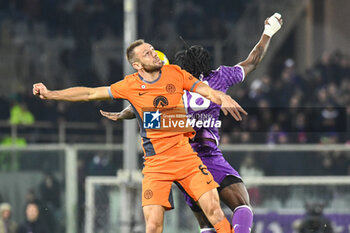 2024-01-28 - header of Fiorentina's M'Bala Nzola hampered by Stefan De Vrij (Inter) - ACF FIORENTINA VS INTER - FC INTERNAZIONALE - ITALIAN SERIE A - SOCCER