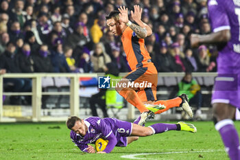 2024-01-28 - Fiorentina's Arthur is fouled by Lautaro Martinez (Inter) - ACF FIORENTINA VS INTER - FC INTERNAZIONALE - ITALIAN SERIE A - SOCCER