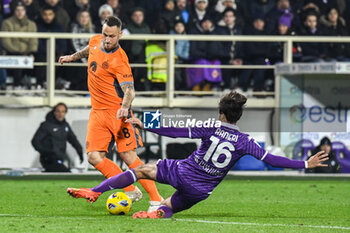 2024-01-28 - Marko Arnautovic (Inter) fights for the ball against Fiorentina's Luca Ranieri - ACF FIORENTINA VS INTER - FC INTERNAZIONALE - ITALIAN SERIE A - SOCCER