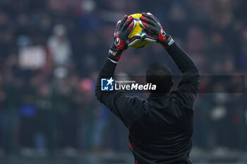 2024-01-27 - Mike Maignan of AC Milan seen in action during Serie A 2023/24 football match between AC Milan and Bologna FC at San Siro Stadium, Milan, Italy on January 27, 2024 - AC MILAN VS BOLOGNA FC - ITALIAN SERIE A - SOCCER