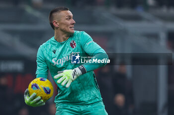 2024-01-27 - Lukasz Skorupski of Bologna FC seen in action during Serie A 2023/24 football match between AC Milan and Bologna FC at San Siro Stadium, Milan, Italy on January 27, 2024 - AC MILAN VS BOLOGNA FC - ITALIAN SERIE A - SOCCER