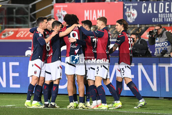 2024-02-03 - Bologna Team celebrating the victory - BOLOGNA FC VS US SASSUOLO - ITALIAN SERIE A - SOCCER