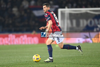 2024-02-03 - Remo Freuler (Bologna Fc) in action - BOLOGNA FC VS US SASSUOLO - ITALIAN SERIE A - SOCCER