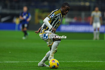 2024-02-04 - Timothy Weah of Juventus FC seen in action during Serie A 2023/24 football match between FC Internazionale and Juventus FC at Giuseppe Meazza Stadium, Milan, Italy on February 04, 2024 - INTER - FC INTERNAZIONALE VS JUVENTUS FC - ITALIAN SERIE A - SOCCER