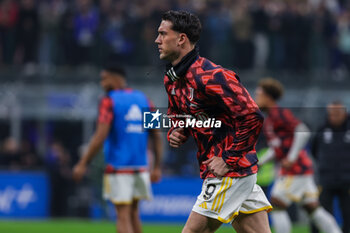 2024-02-04 - Dusan Vlahovic of Juventus FC warms up during Serie A 2023/24 football match between FC Internazionale and Juventus FC at Giuseppe Meazza Stadium, Milan, Italy on February 04, 2024 - INTER - FC INTERNAZIONALE VS JUVENTUS FC - ITALIAN SERIE A - SOCCER