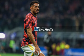 2024-02-04 - Luiz da Silva Danilo of Juventus FC looks on during Serie A 2023/24 football match between FC Internazionale and Juventus FC at Giuseppe Meazza Stadium, Milan, Italy on February 04, 2024 - INTER - FC INTERNAZIONALE VS JUVENTUS FC - ITALIAN SERIE A - SOCCER