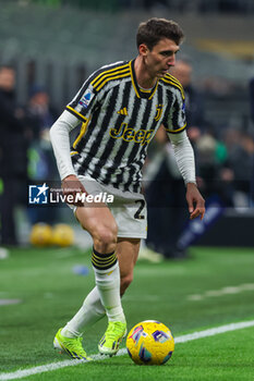 2024-02-04 - Andrea Cambiaso of Juventus FC seen in action during Serie A 2023/24 football match between FC Internazionale and Juventus FC at Giuseppe Meazza Stadium, Milan, Italy on February 04, 2024 - INTER - FC INTERNAZIONALE VS JUVENTUS FC - ITALIAN SERIE A - SOCCER