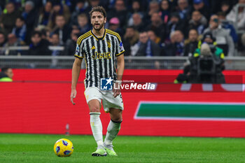 2024-02-04 - Manuel Locatelli of Juventus FC seen in action during Serie A 2023/24 football match between FC Internazionale and Juventus FC at Giuseppe Meazza Stadium, Milan, Italy on February 04, 2024 - INTER - FC INTERNAZIONALE VS JUVENTUS FC - ITALIAN SERIE A - SOCCER
