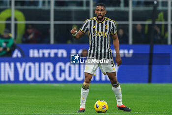 2024-02-04 - Gleison Bremer of Juventus FC seen in action during Serie A 2023/24 football match between FC Internazionale and Juventus FC at Giuseppe Meazza Stadium, Milan, Italy on February 04, 2024 - INTER - FC INTERNAZIONALE VS JUVENTUS FC - ITALIAN SERIE A - SOCCER