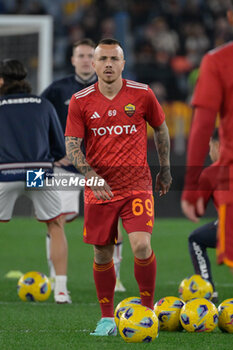 2024-02-05 - Angelino (AS Roma); during the Italian Football Championship League A 2023/2024 match between AS Roma vs Cagliari Calcio at the Olimpic Stadium in Rome on 07 January  2024. - AS ROMA VS CAGLIARI CALCIO - ITALIAN SERIE A - SOCCER