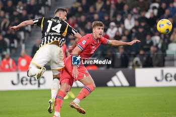 2024-02-12 - Arkadiusz Milik (Juventus FC) dangerous action on head - JUVENTUS FC VS UDINESE CALCIO - ITALIAN SERIE A - SOCCER