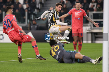 2024-02-12 - Andrea Cambiaso (Juventus FC) dangerous action - JUVENTUS FC VS UDINESE CALCIO - ITALIAN SERIE A - SOCCER