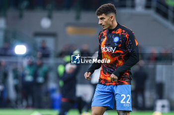 2024-02-11 - Giovanni Di Lorenzo of SSC Napoli warms up during Serie A 2023/24 football match between AC Milan and SSC Napoli at San Siro Stadium, Milan, Italy on February 11, 2024 - AC MILAN VS SSC NAPOLI - ITALIAN SERIE A - SOCCER