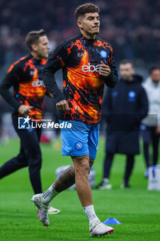 2024-02-11 - Giovanni Di Lorenzo of SSC Napoli warms up during Serie A 2023/24 football match between AC Milan and SSC Napoli at San Siro Stadium, Milan, Italy on February 11, 2024 - AC MILAN VS SSC NAPOLI - ITALIAN SERIE A - SOCCER