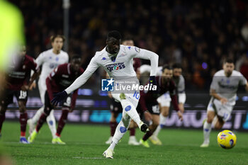 2024-02-09 - Empioli's Senegalese forward Mbaye Niang scores against salernitana on penalty kick during the Serie A football match between Unione Sportiva Salernitana vs Empoli at the Arechi Stadium in Salerno on February 09, 2024. - US SALERNITANA VS EMPOLI FC - ITALIAN SERIE A - SOCCER